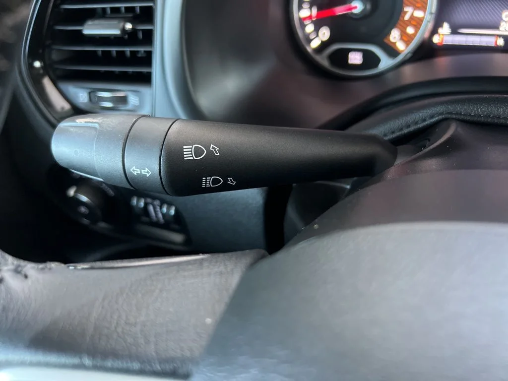 Used 2023 White Jeep Altitude image 46