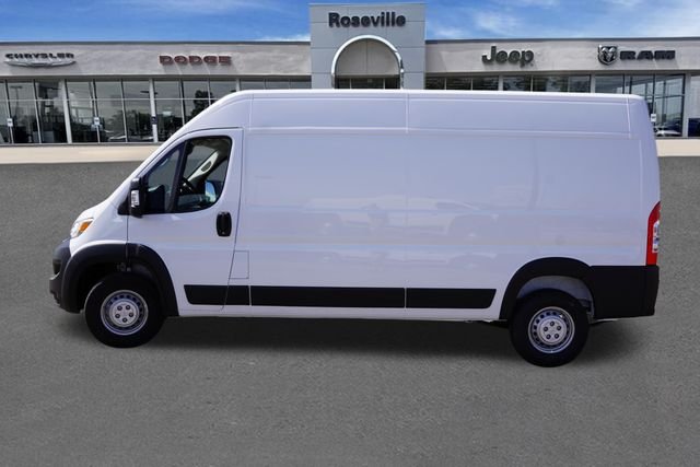 New 2026 Bright White Clear-Coat Exterior Paint RAM High Roof image 8