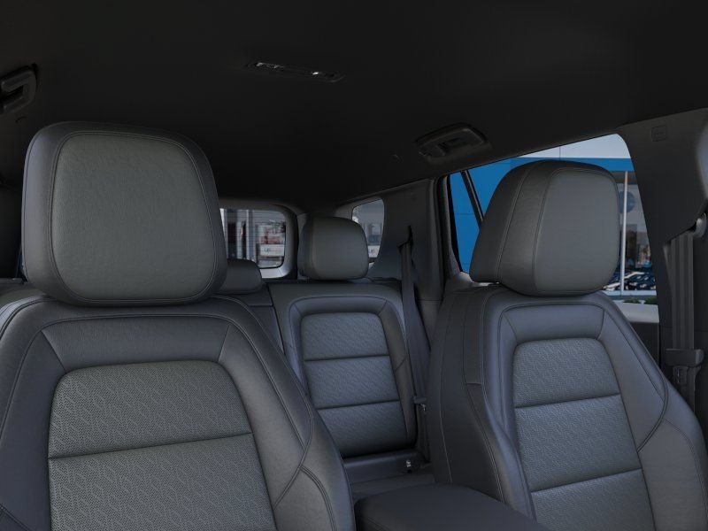 2027 Chevrolet Equinox LT - Photo 24