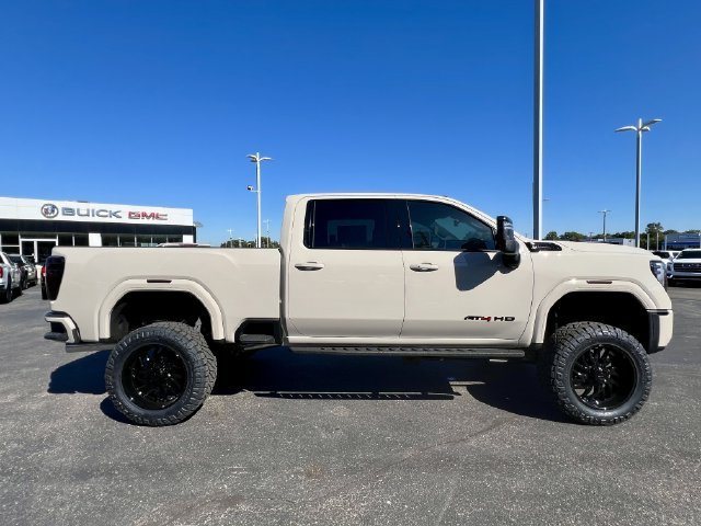 2026 GMC Sierra 2500HD AT4 - Photo 10