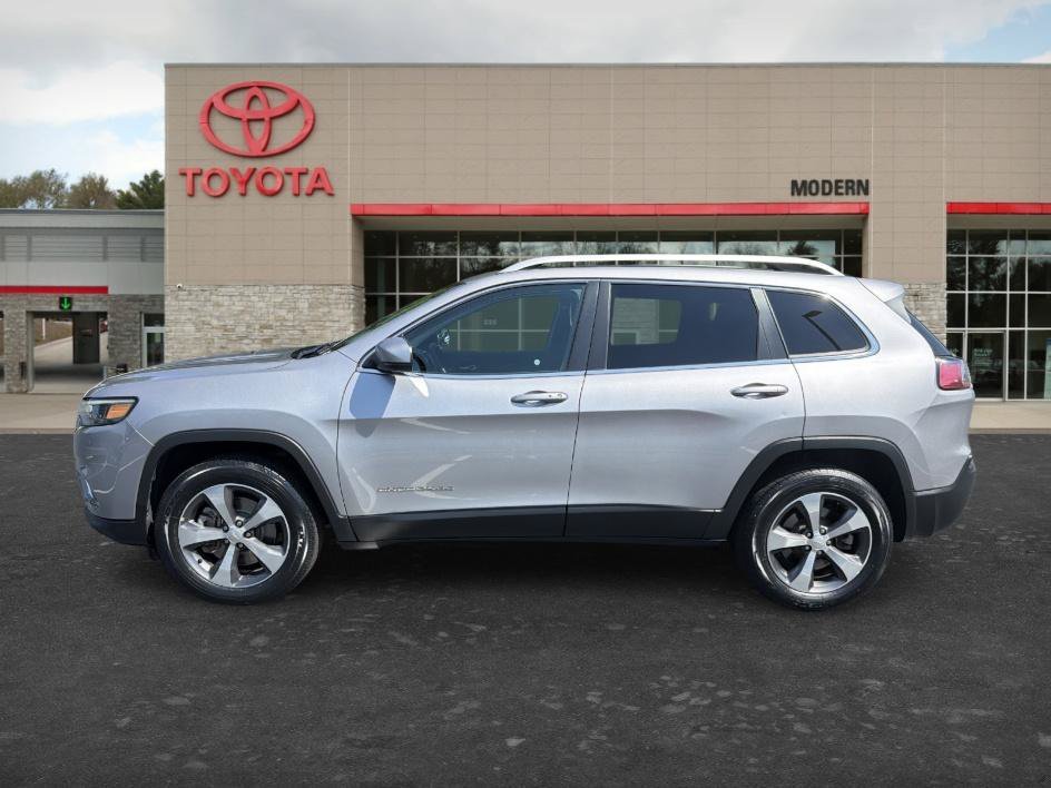 Used 2020 Billet Silver Metallic Clearcoat Jeep Limited image 7