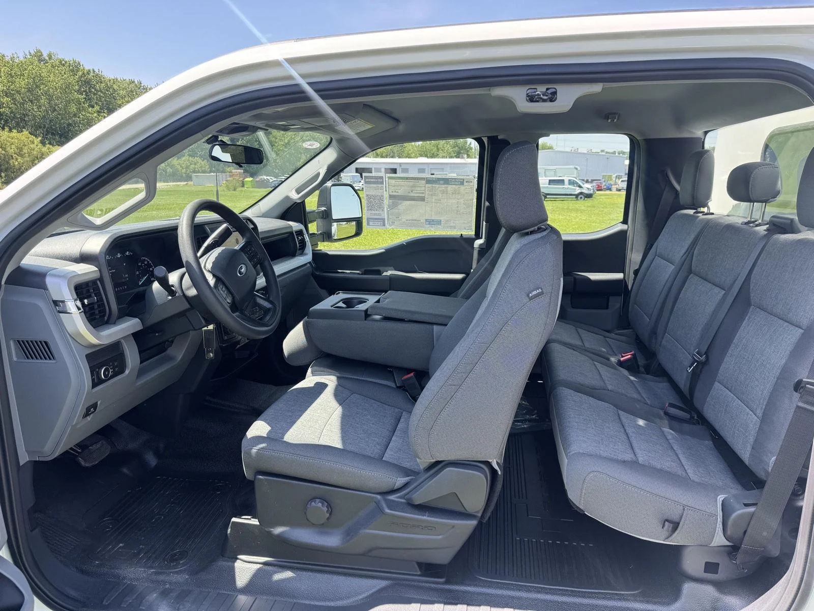 New 2026 Oxford White Ford XL image 13