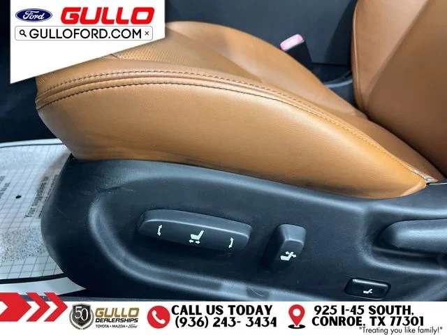 Used 2013 Nebula Gray Pearl Lexus 250 C image 18
