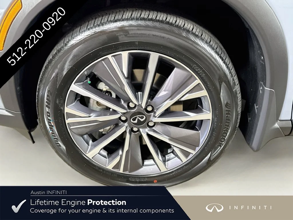 New 2027 Gray INFINITI LUXE image 43