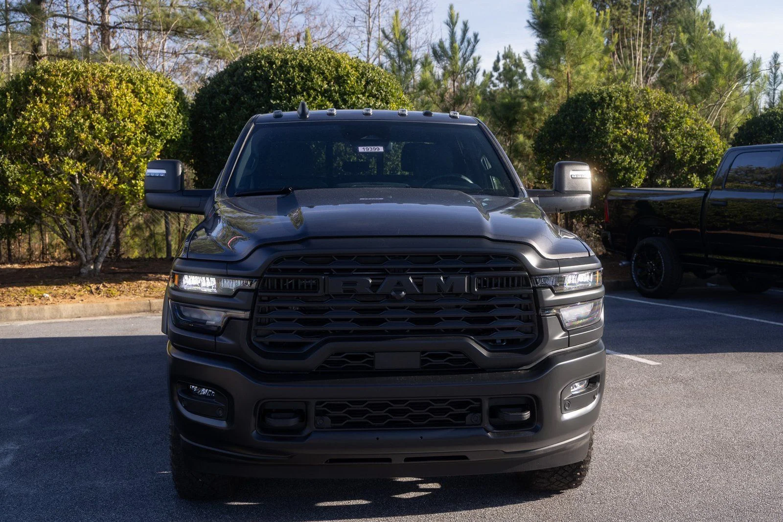 New 2026 Granite Crystal Metallic Clear-Coat Exterior Paint RAM Tradesman image 2