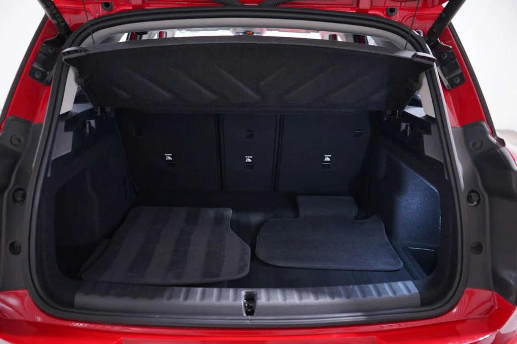 Certified Used 2025 Chili Red MINI Signature Plus image 19