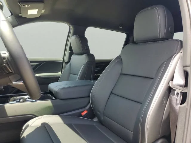 New 2026 Black Chevrolet LT - Extended Range image 20