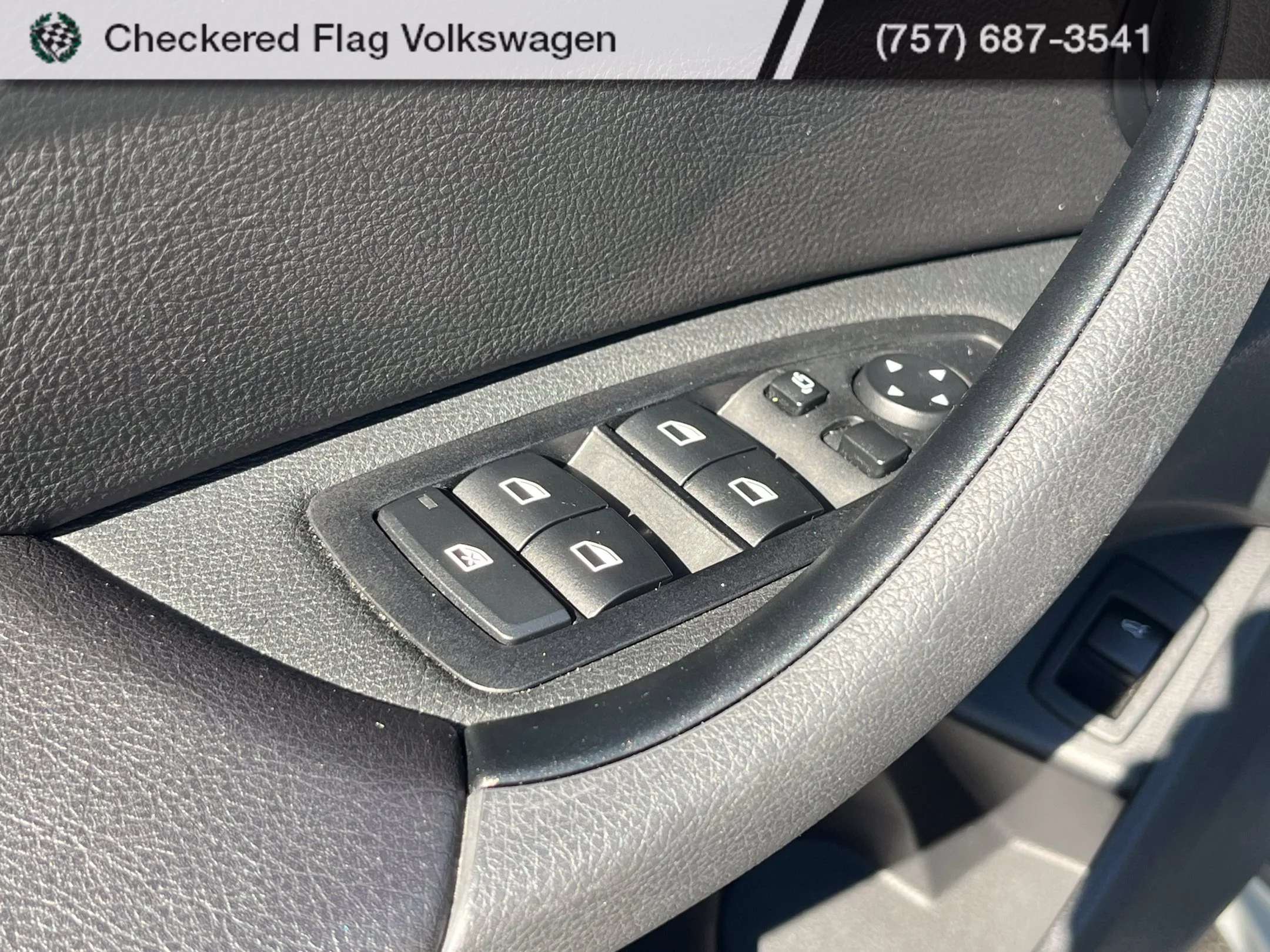 Used 2020 Alpine White BMW xDrive28i image 16
