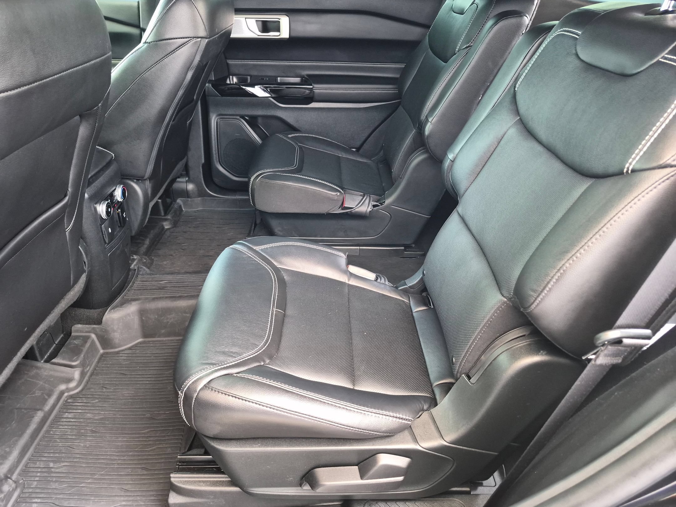 Used 2023 Agate Black Metallic Ford ST 4WD image 25