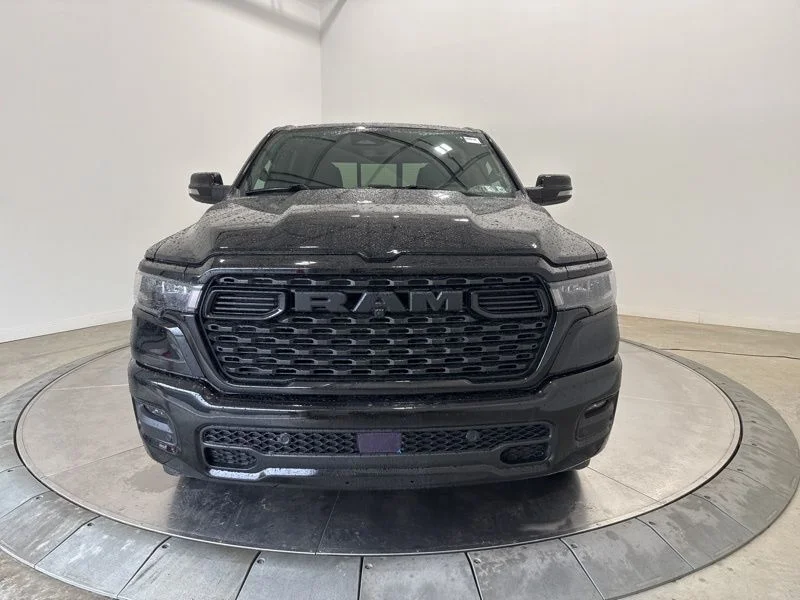 New 2026 Diamond Black Crystal Pearl-Coat Exterior Paint RAM Big Horn/Lone Star image 2