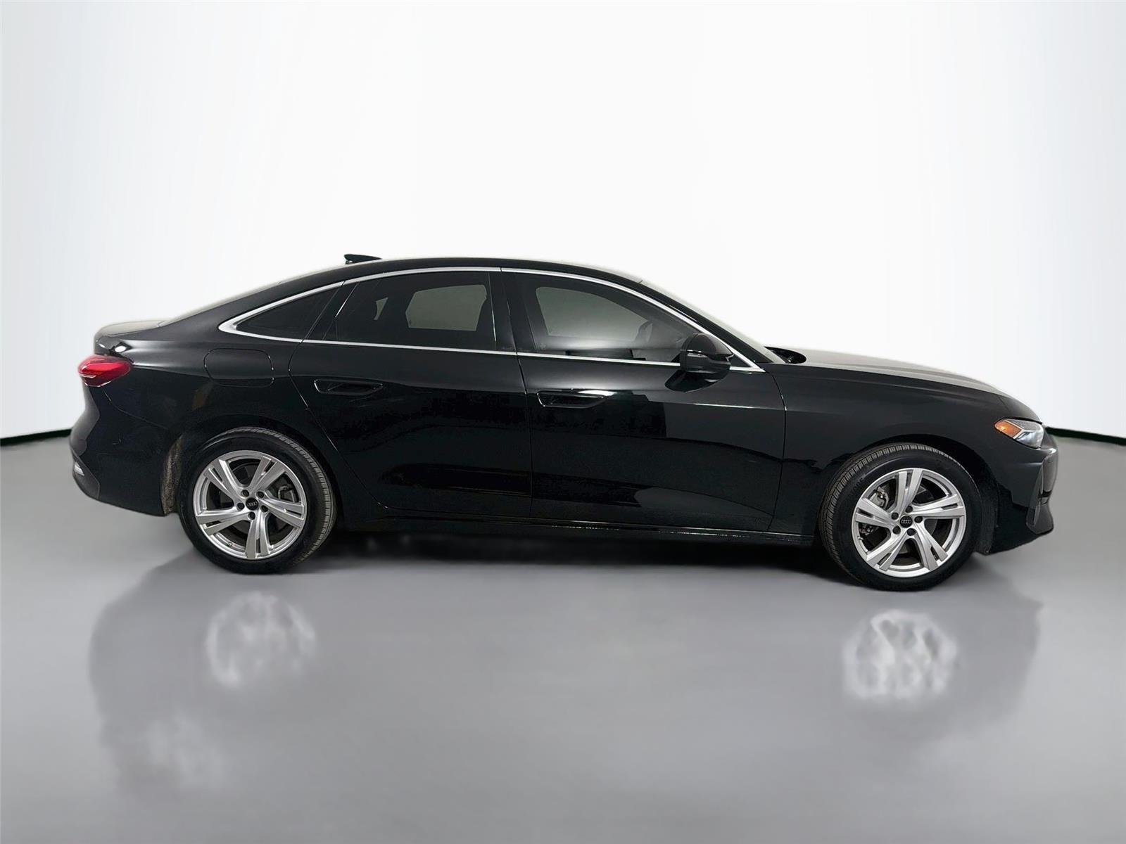 Used 2025 Black Audi Premium Plus image 4