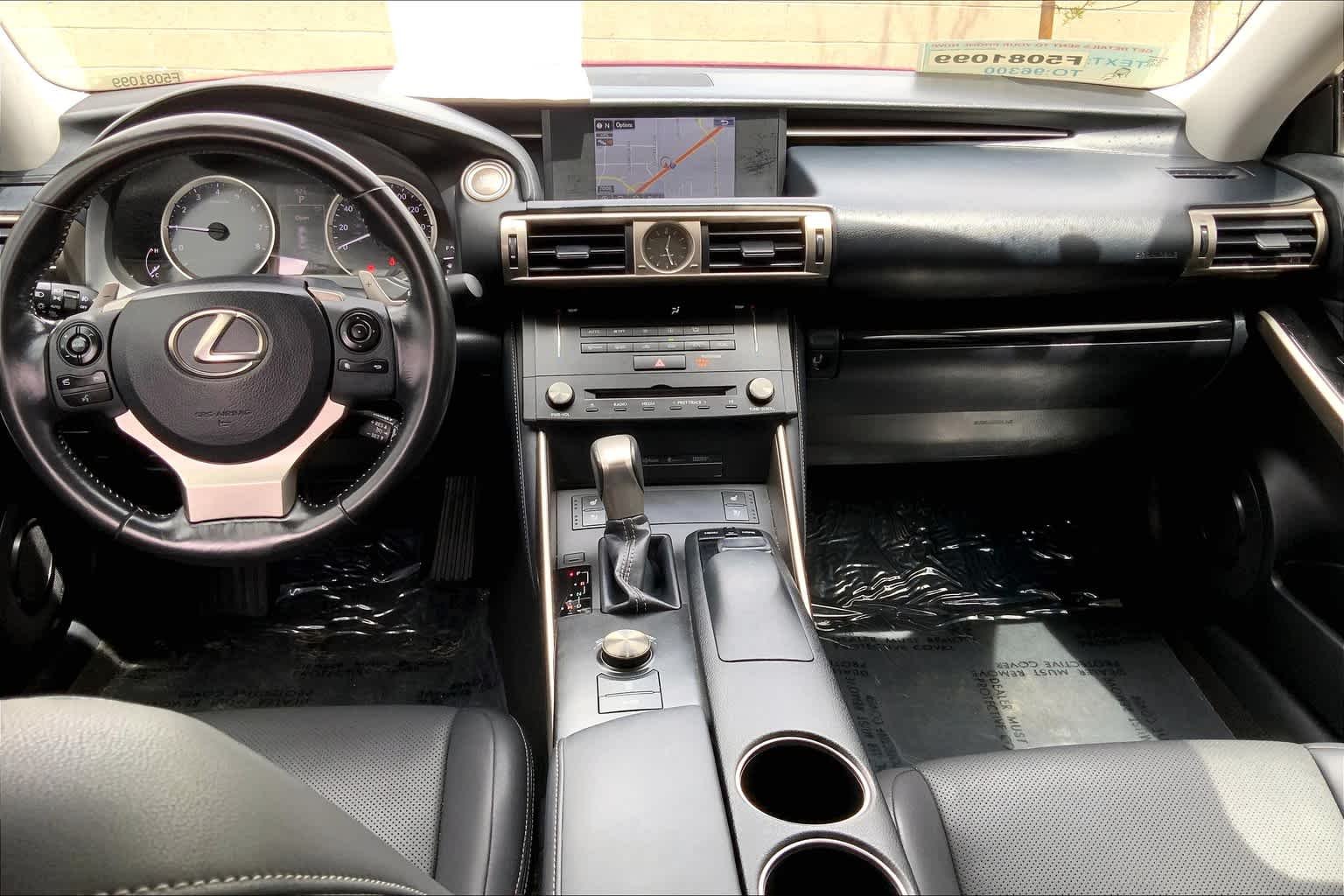 Used 2015 Matador Red Mica Lexus  image 16