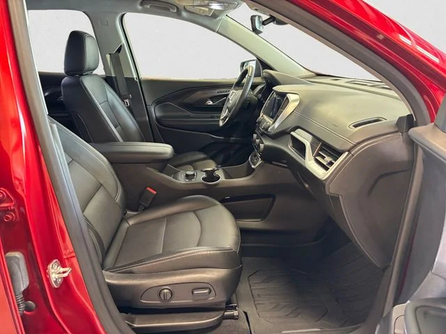 Used 2024 Red GMC SLT image 16