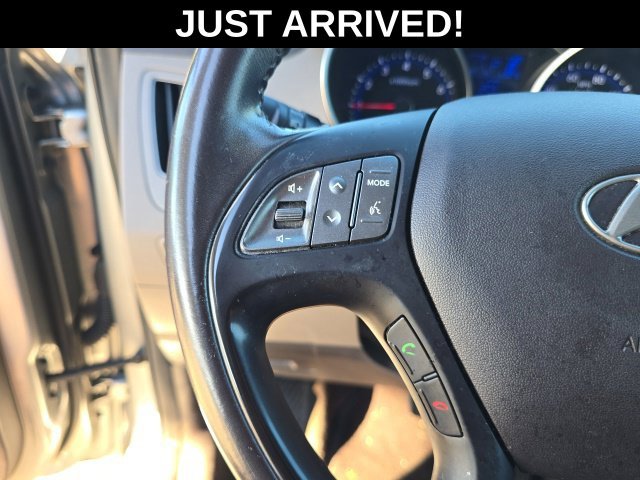 Used 2014 Gray Hyundai SE image 11
