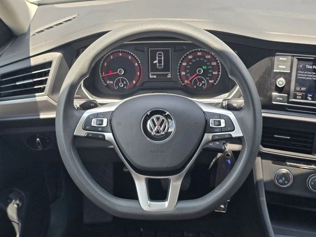 Used 2021 Pure White Volkswagen S image 15