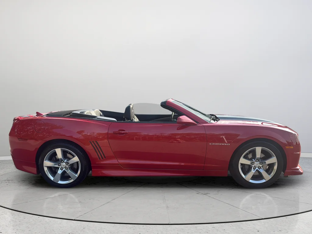 Used 2011 Red Chevrolet SS image 6