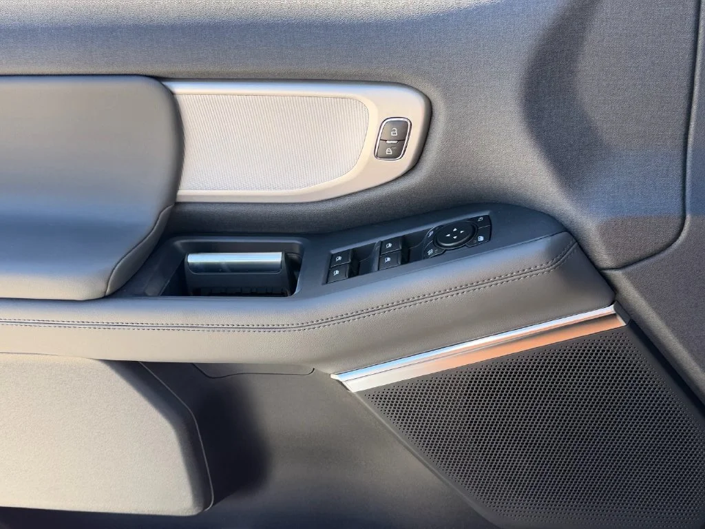 New 2027 Gray Ford Active image 17
