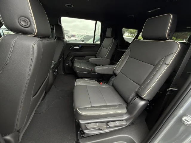 2026 Chevrolet Suburban Premier - Photo 20