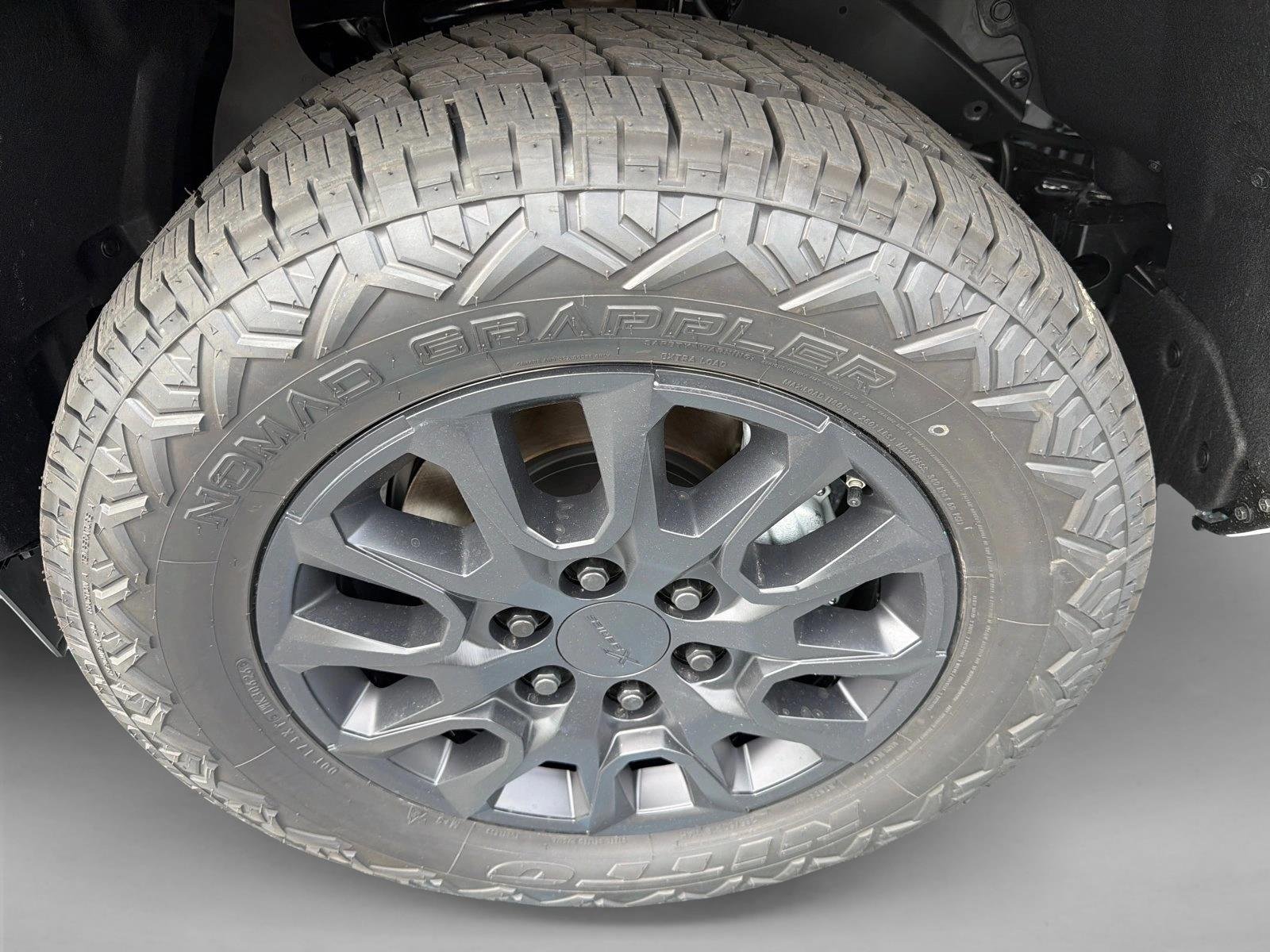 Used 2026 Ice Cap Toyota SR5 image 11