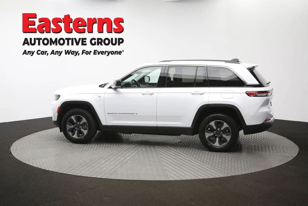 Used 2023 White Jeep 4xe image 65