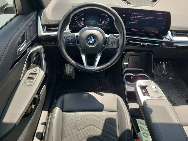 Used 2023 Blue BMW xDrive28i image 15