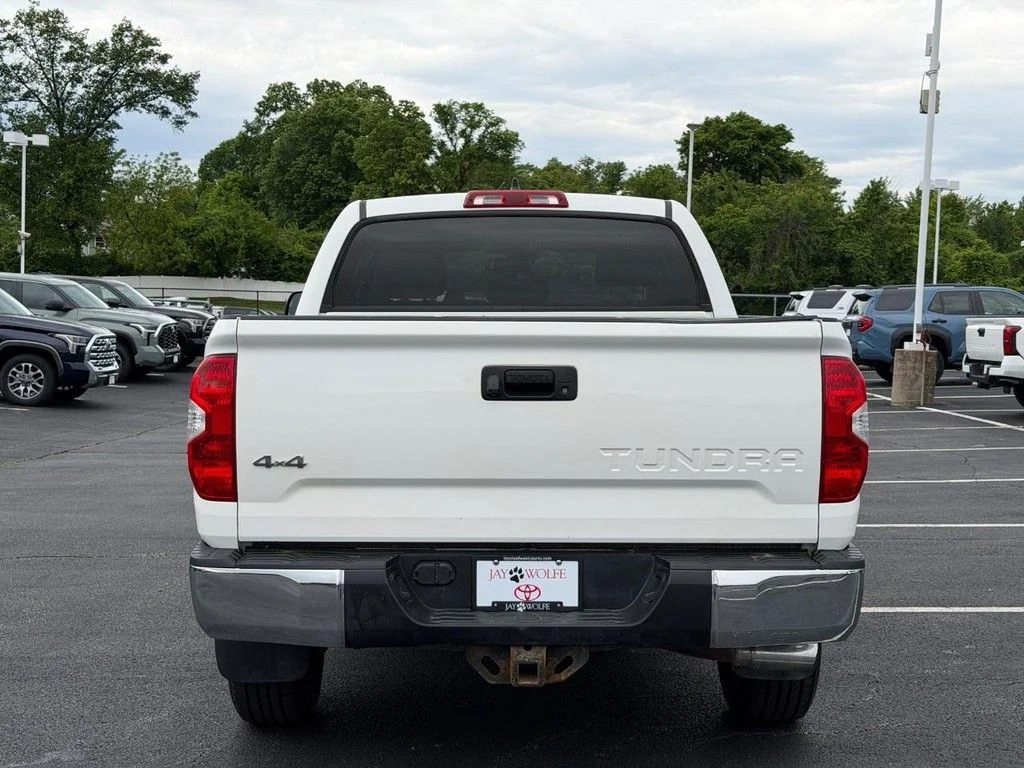 2020 Toyota Tundra SR5 - Photo 6