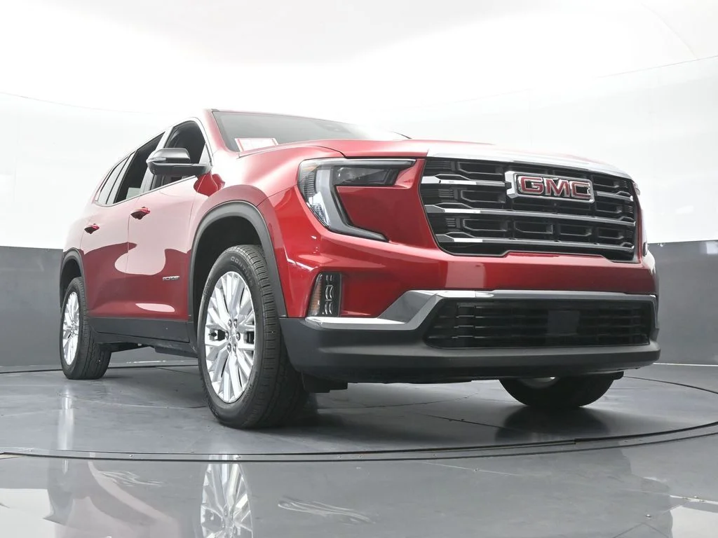 Used 2024 Volcanic Red Tintcoat GMC Elevation image 71