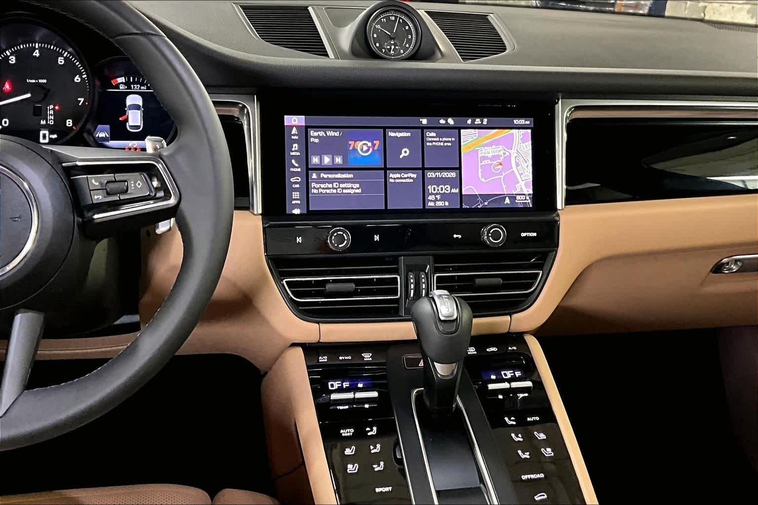 2025 Porsche Macan Base - Photo 7