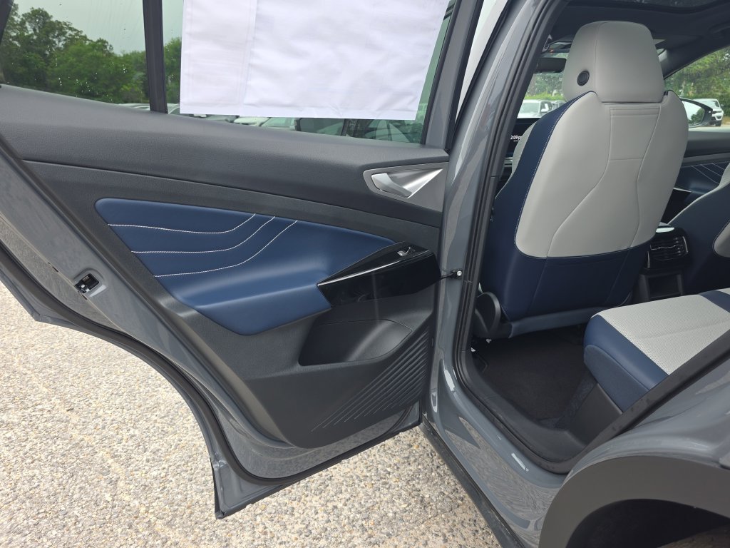 New 2026 Gray Volkswagen Pro S image 29
