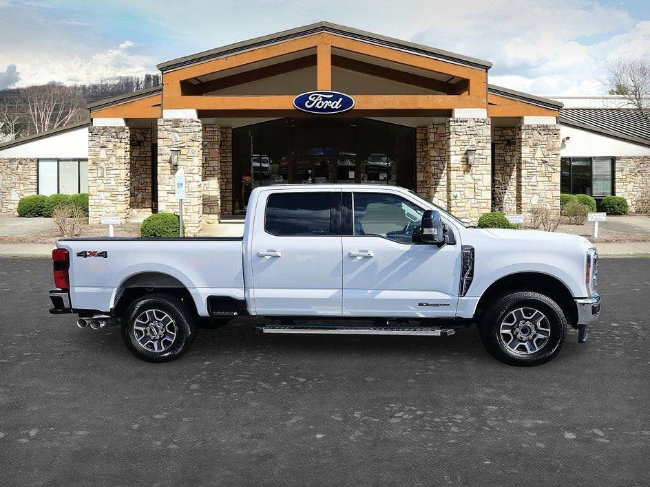 Used 2026 Oxford White Ford LARIAT image 7