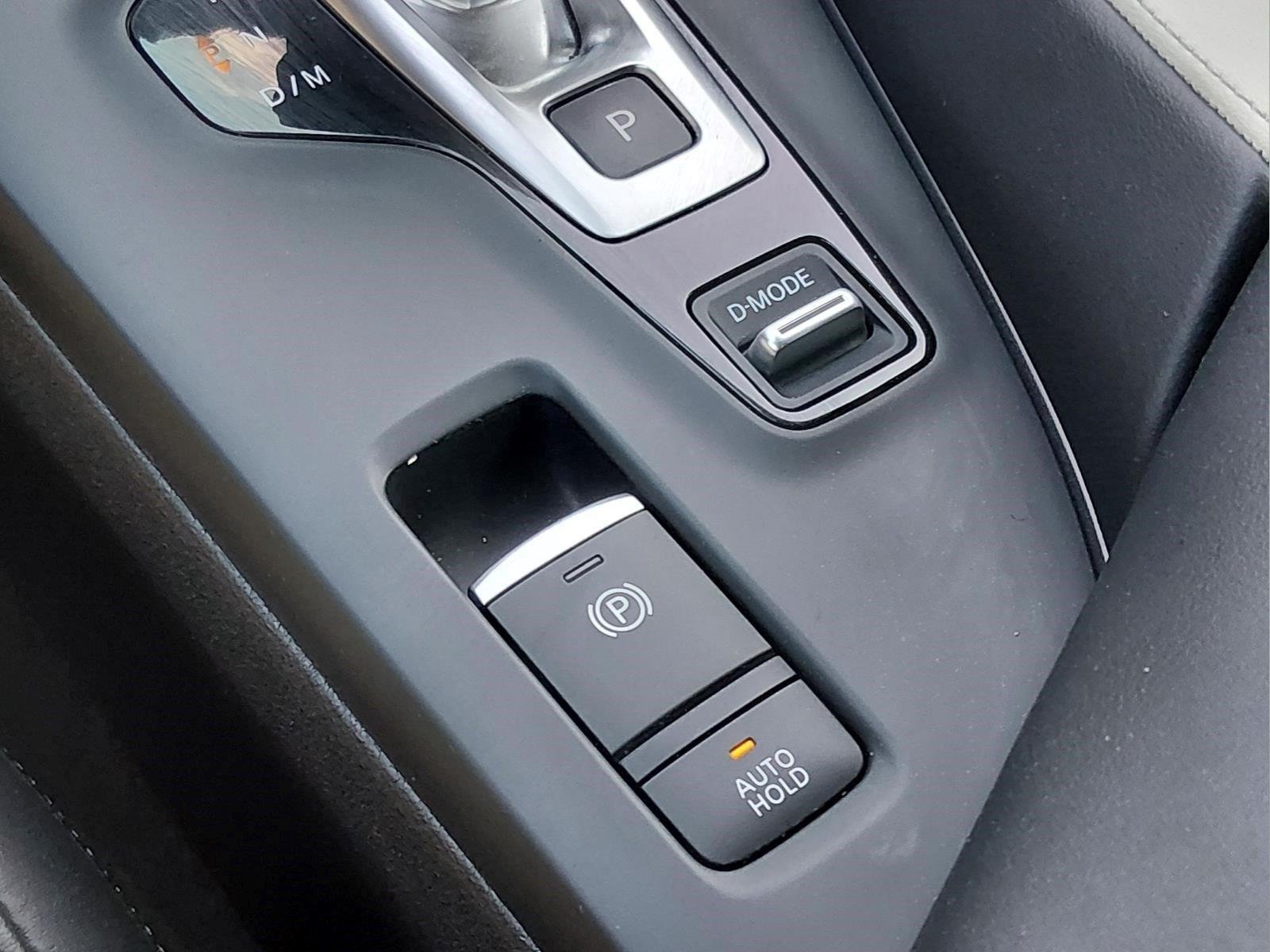 Used 2023 Graphite Shadow INFINITI LUXE image 26