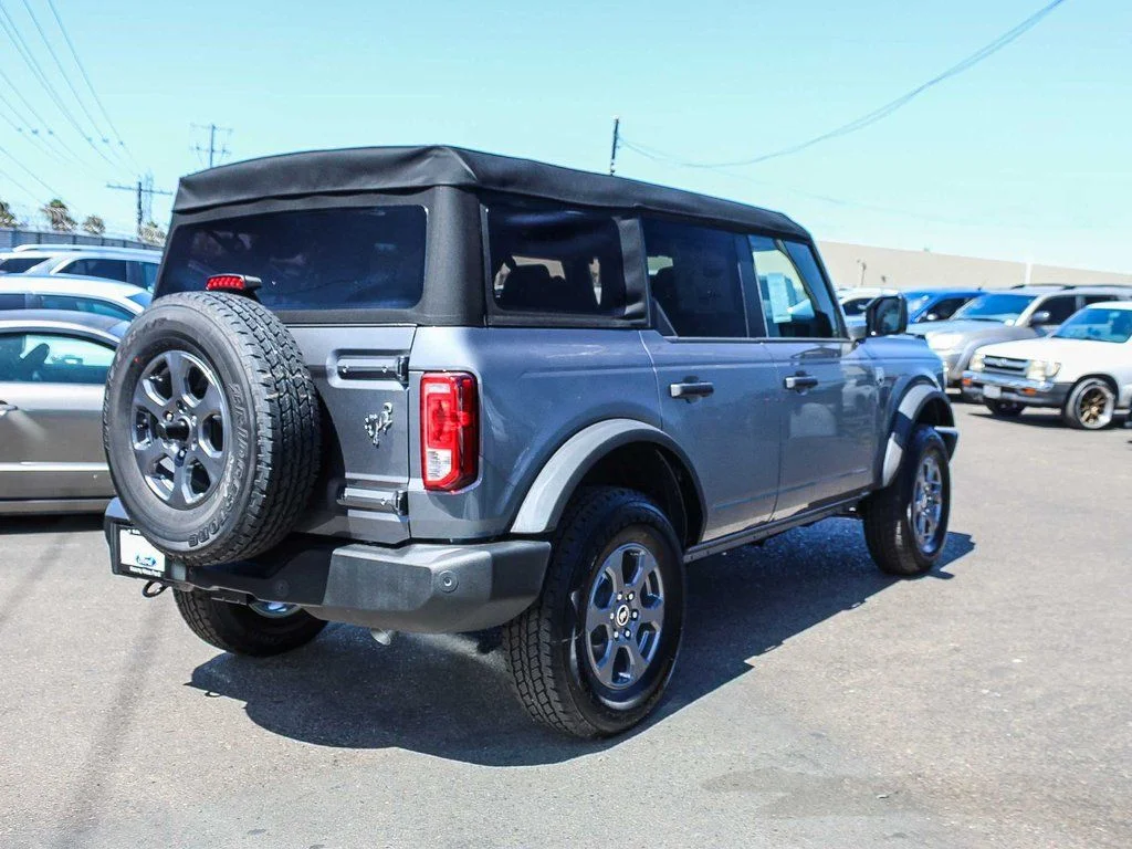 New 2025 Gray Ford Big Bend image 10