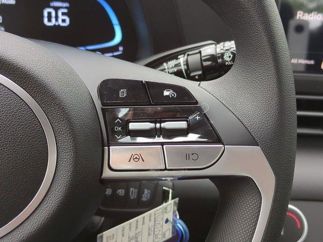 New 2026 White Hyundai SE image 23