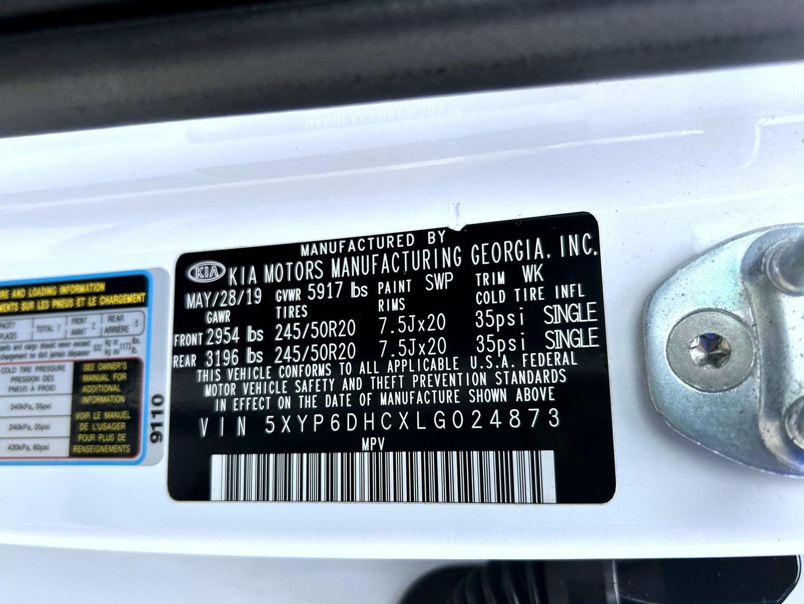 Used 2020 White Kia S image 27
