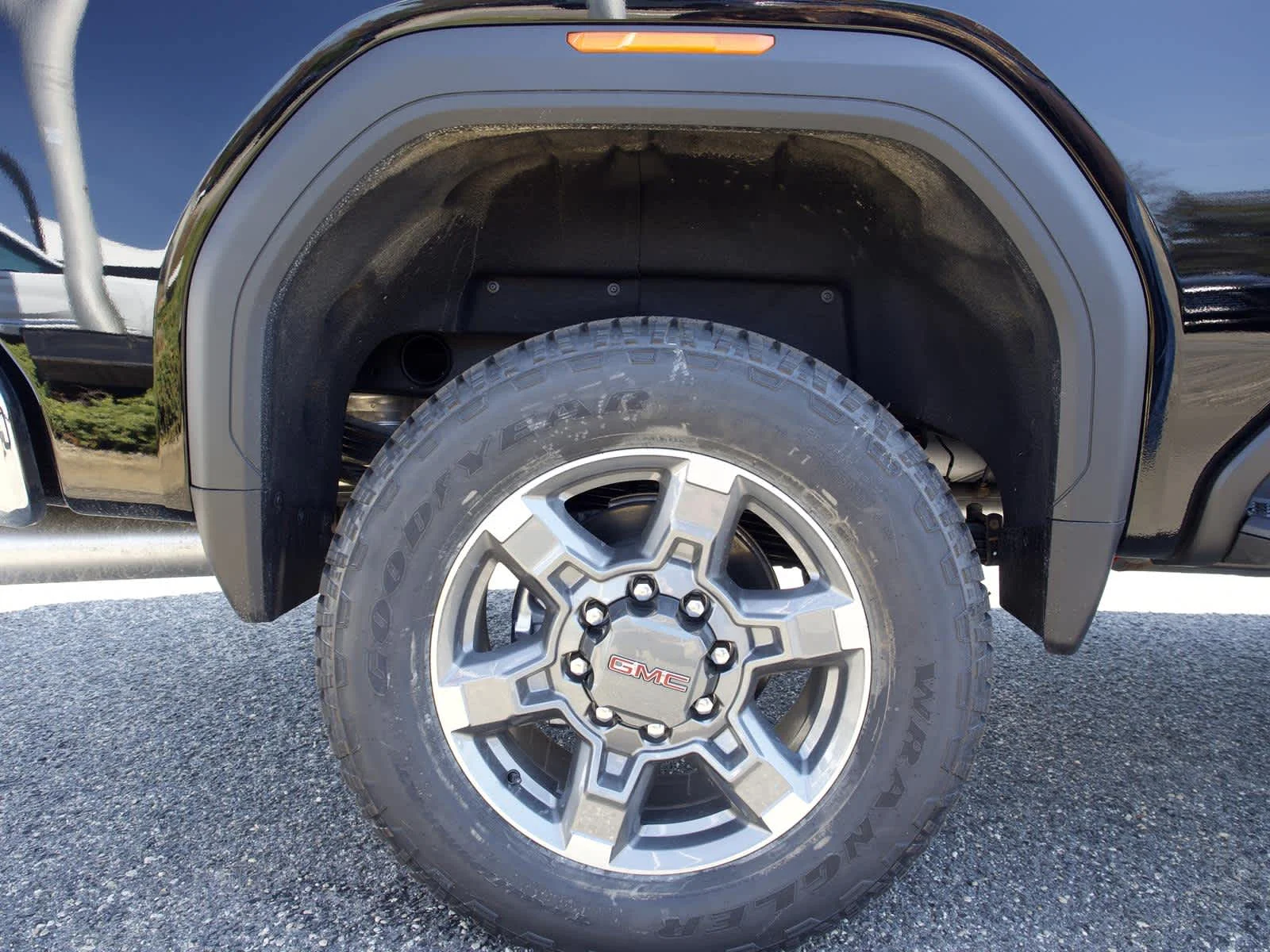 New 2026 Onyx Black GMC SLT image 12