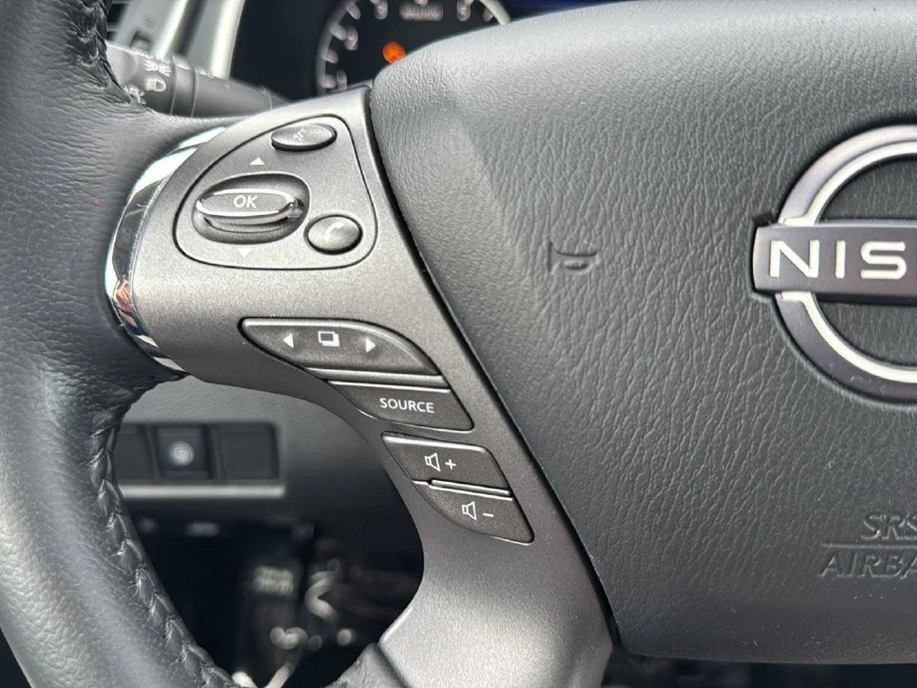 Used 2023 Black Nissan SV image 24