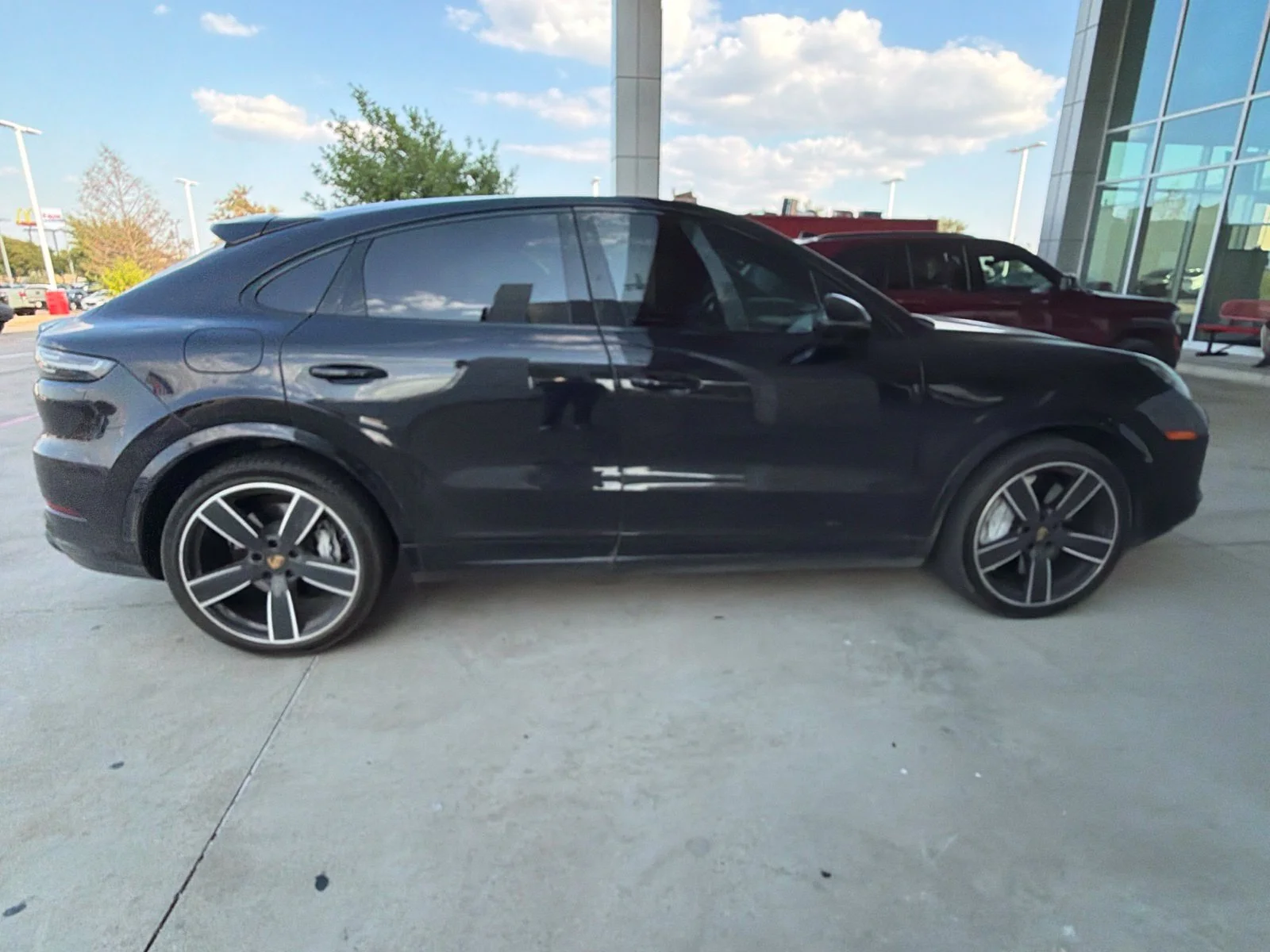 Used 2021  Porsche Turbo image 19