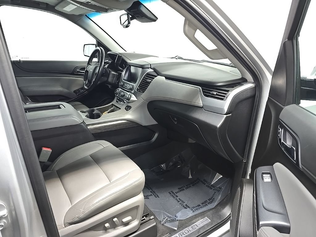 Used 2019 Silver Chevrolet LT image 18