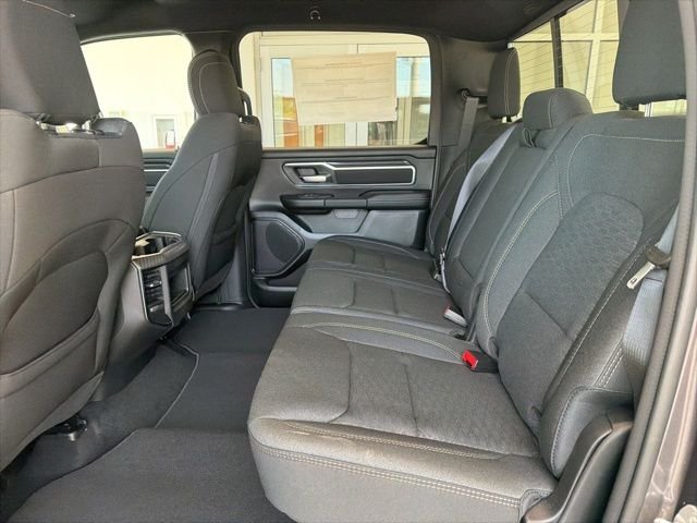 New 2026 Granite Crystal Metallic Clear-Coat Exterior Paint RAM Big Horn/Lone Star image 13