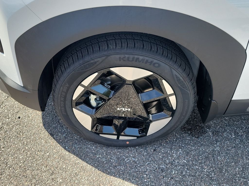 New 2027 Snow White Pearl Kia EX image 38