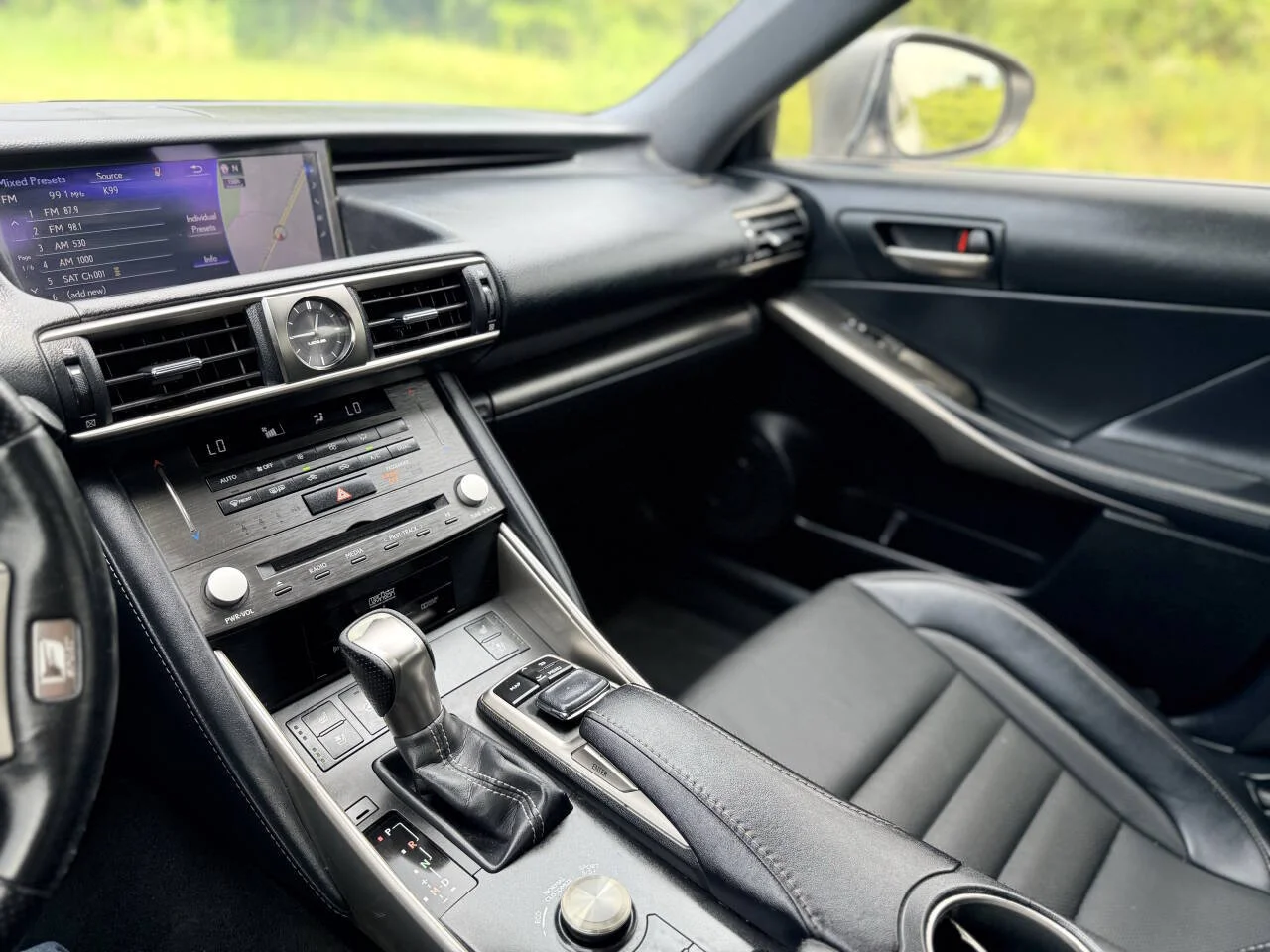 Used 2019 Silver Lexus Base AWD 4dr Sedan image 23