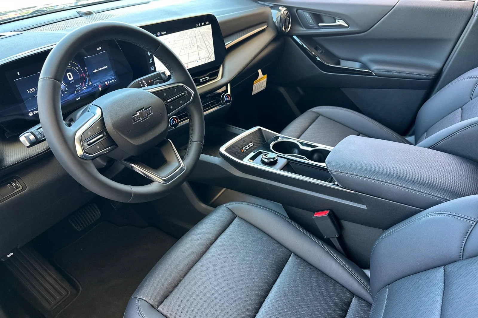 New 2027 Mosaic Black Metallic Chevrolet LT image 10