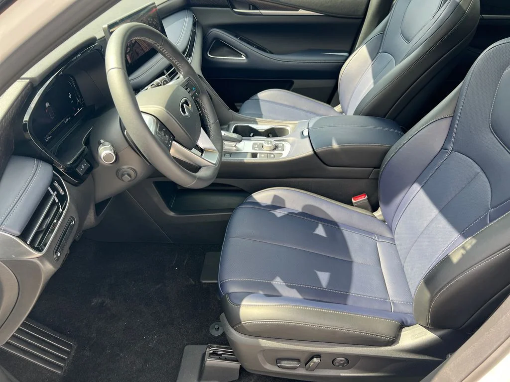 Certified Used 2026 Black INFINITI SPORT image 9