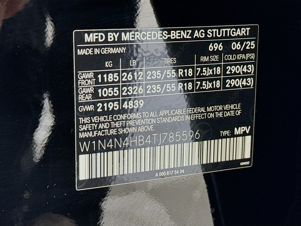 Used 2026 Black Mercedes-Benz GLA 250 image 33