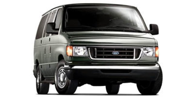 Pre-Owned 2007 Ford Econoline Cargo Van RWD Full-size Cargo Van