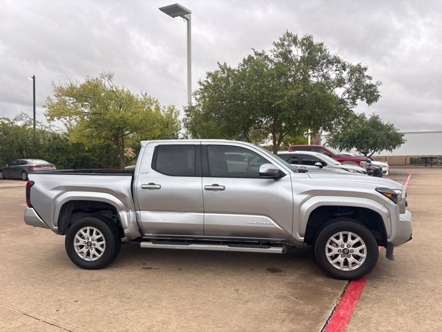 Used 2025 Silver Toyota SR5 image 4
