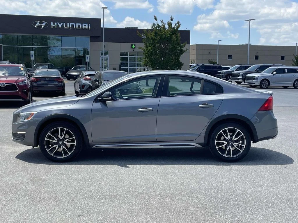 2018 Volvo S60 Platinum - Photo 28