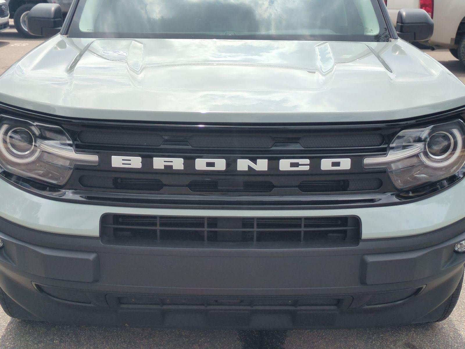 Used 2024 Cactus Gray FORD OUTBANK image 14