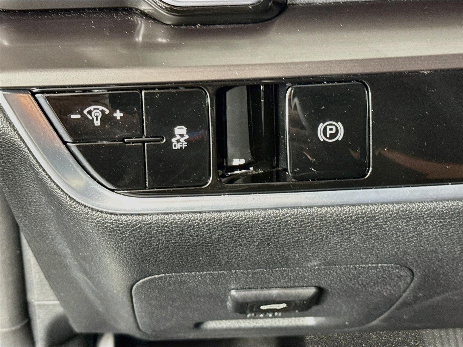 Used 2023 Gravity Gray Kia EX image 10