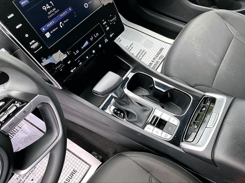Used 2024 Shimmering Silver Hyundai SEL image 20